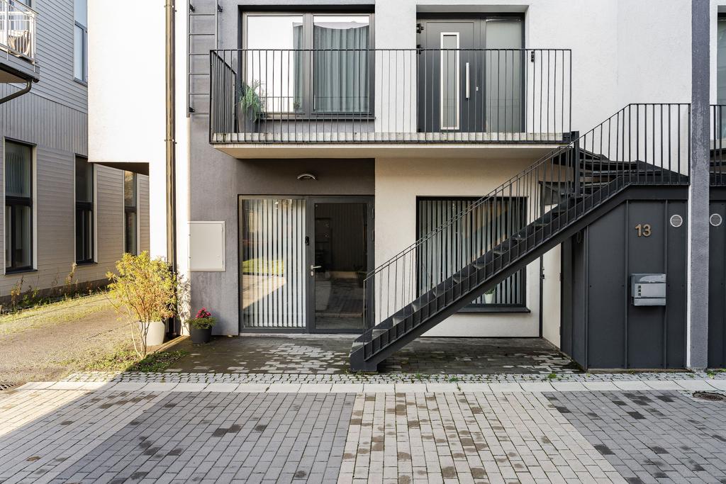 Välkommen - egen entré!