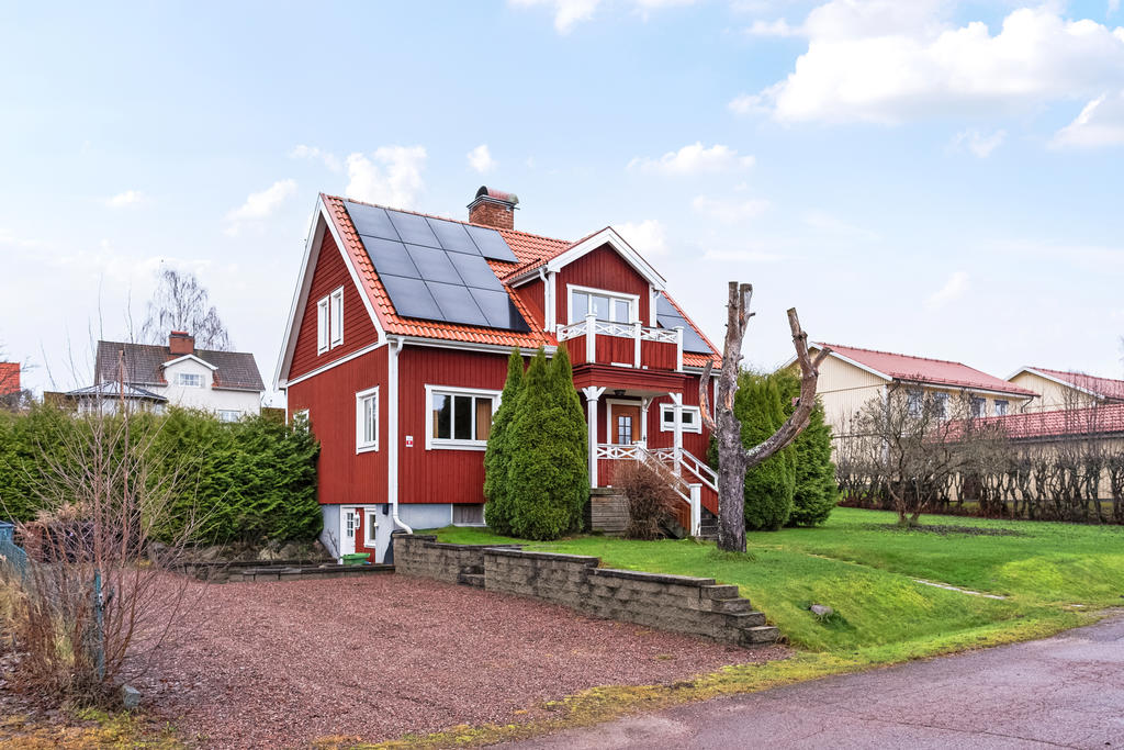 Holsåkersvägen 16, Insjön