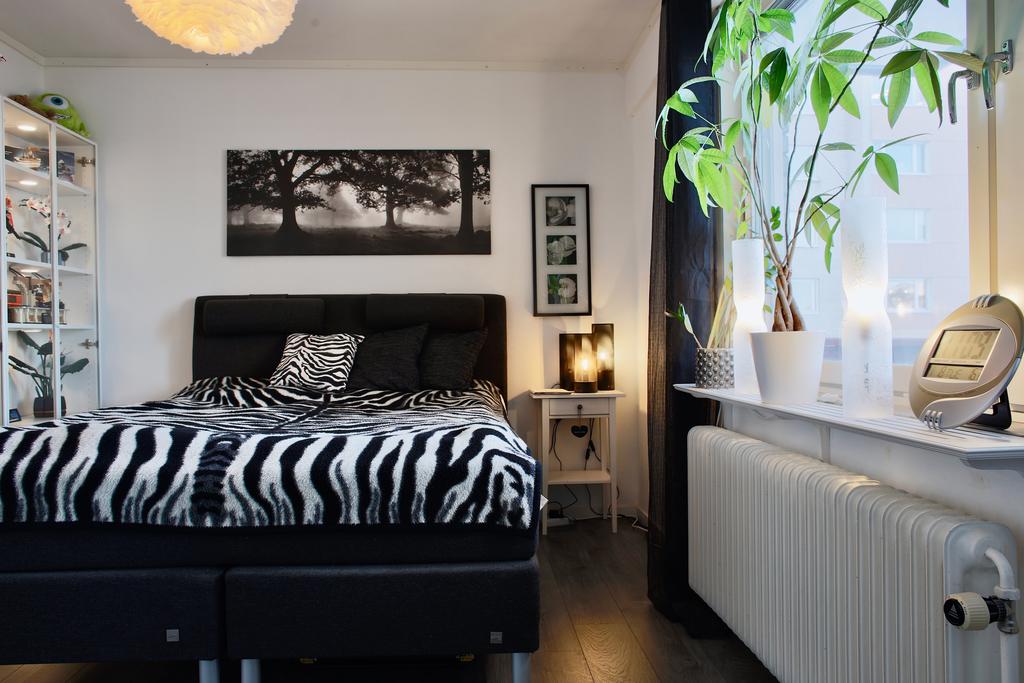 Ljust och trevligt sovrum 