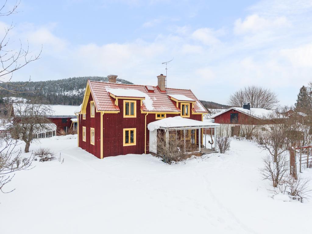 Charmig villa i Djurmo