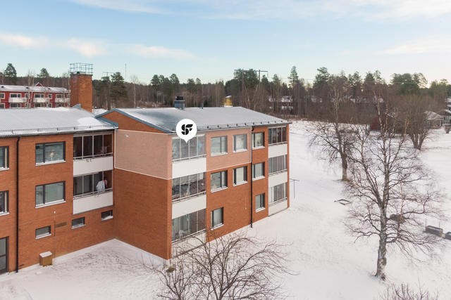 Lägenhet på översta våningen.