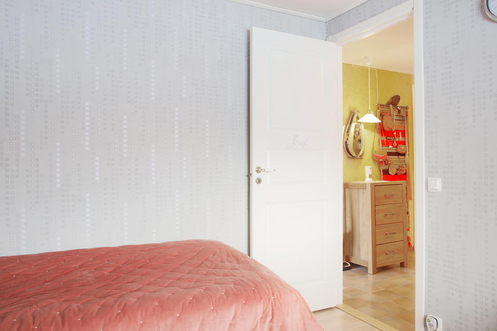 Ingång till sovrum 1