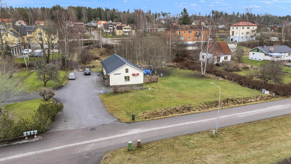 Gott om parkering utanför