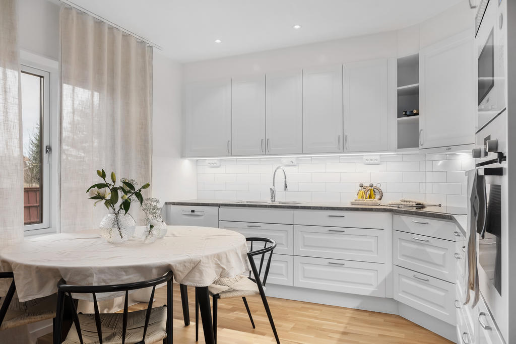 Väldigt trevligt kök från Vedum och vitvaror från Bosch.