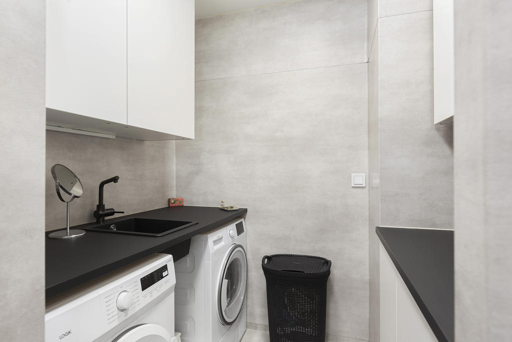 med kombinerad tvättstuga