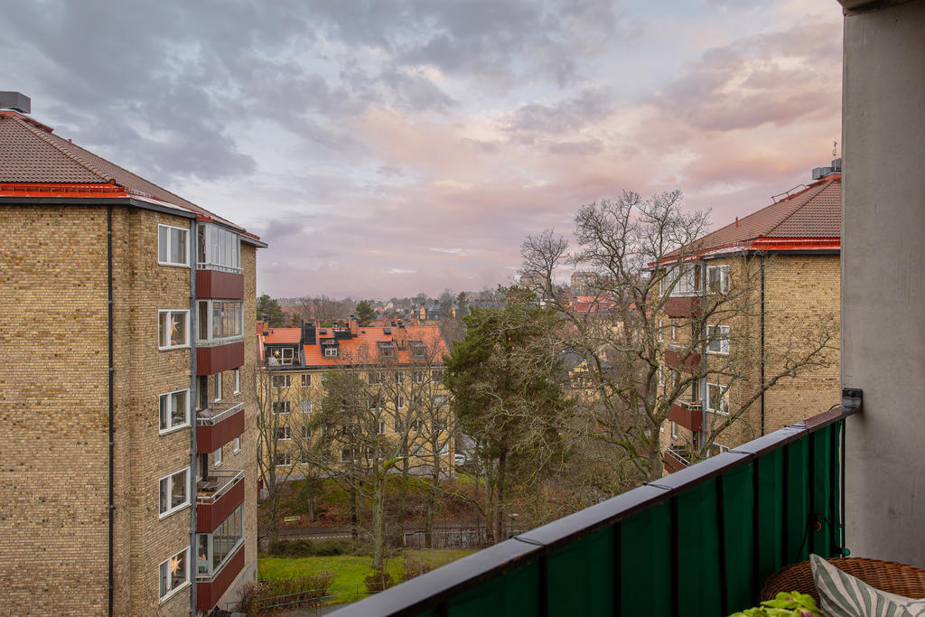 Balkong i högt fritt läge