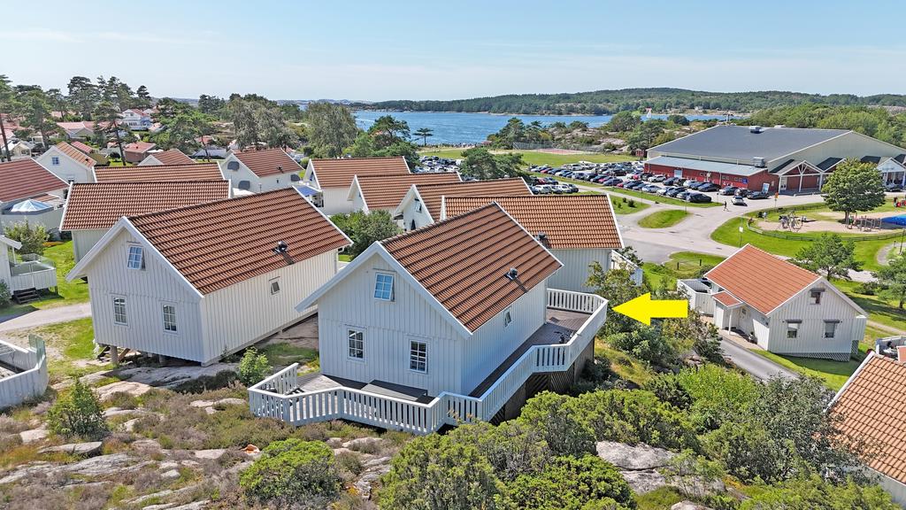 Berghällen 32, Tanumstrand