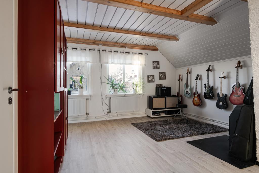 Allrum med fint ljuinsläpp