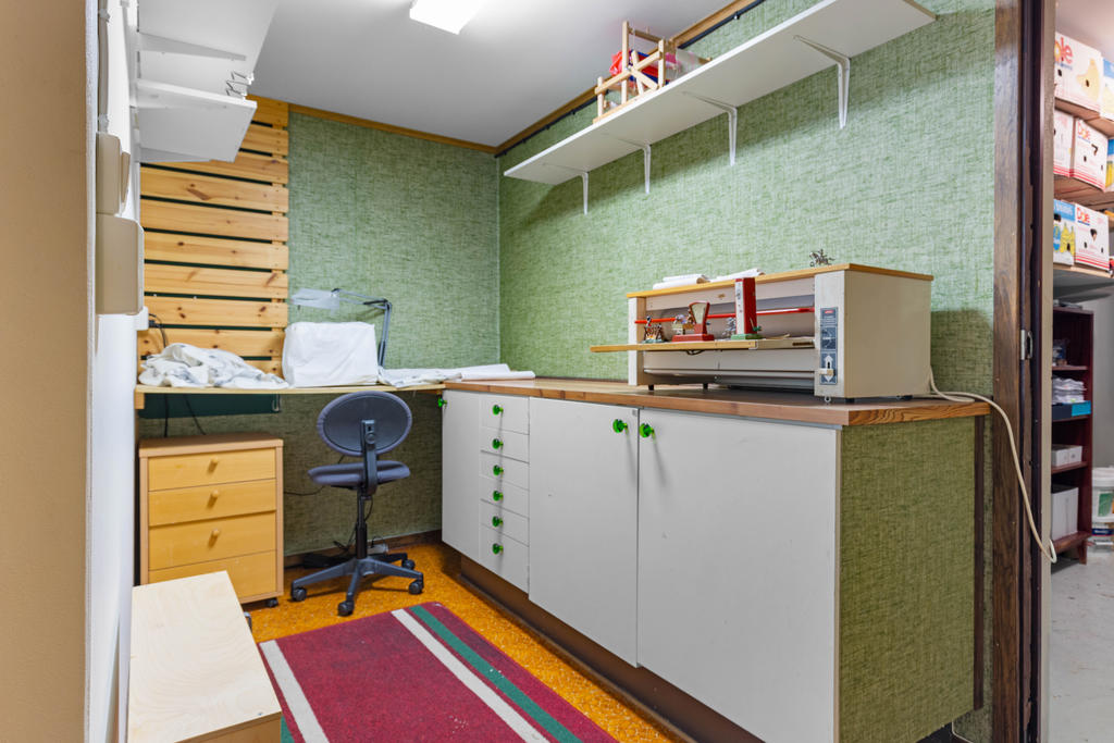 KÄLLARE: Mangel-/strykrum