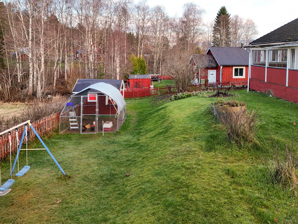 Lekstuga och hönshus