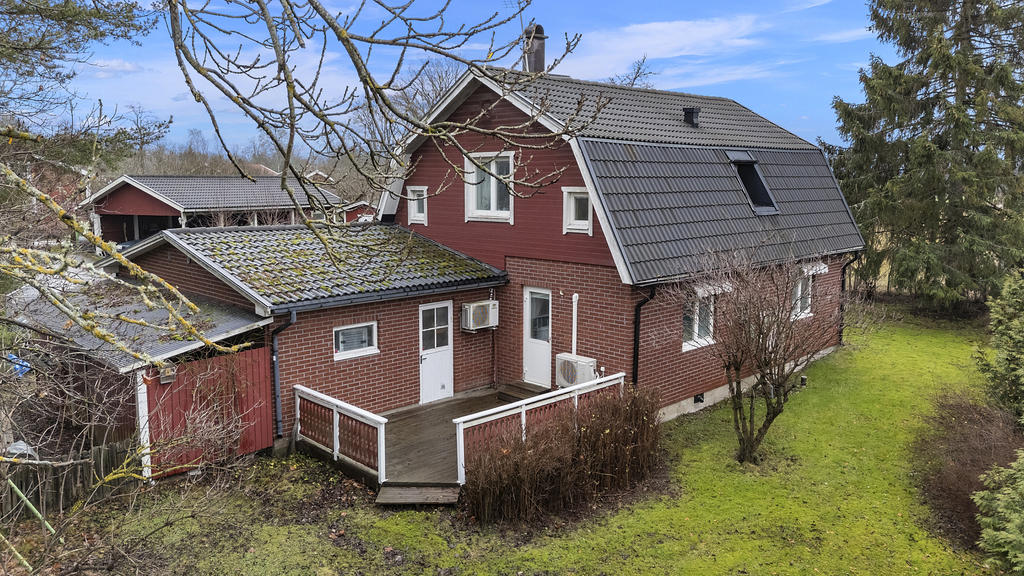 Gamla Köpingsvägen 33