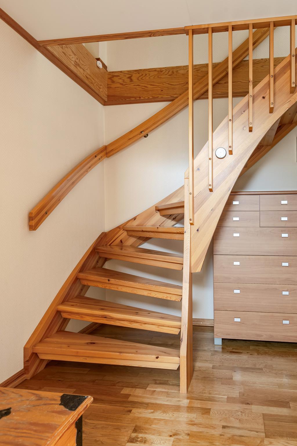 Trappa till andra våning 