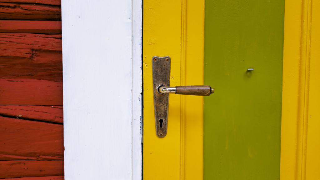 Detaljbild ytterdörr. 