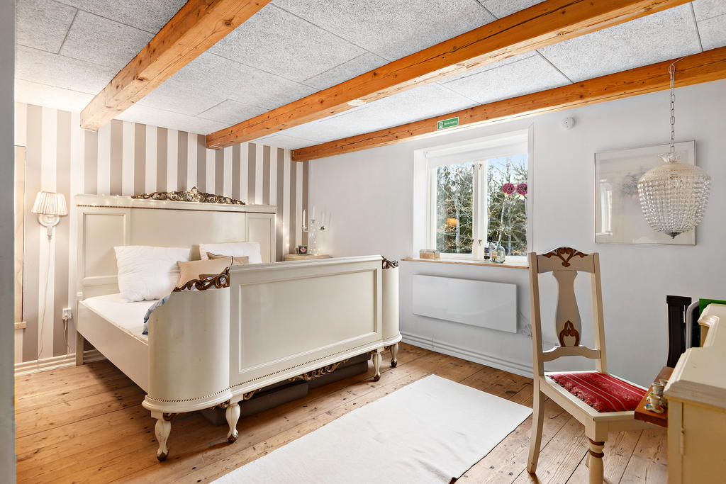 Sovrum 3  övre plan 