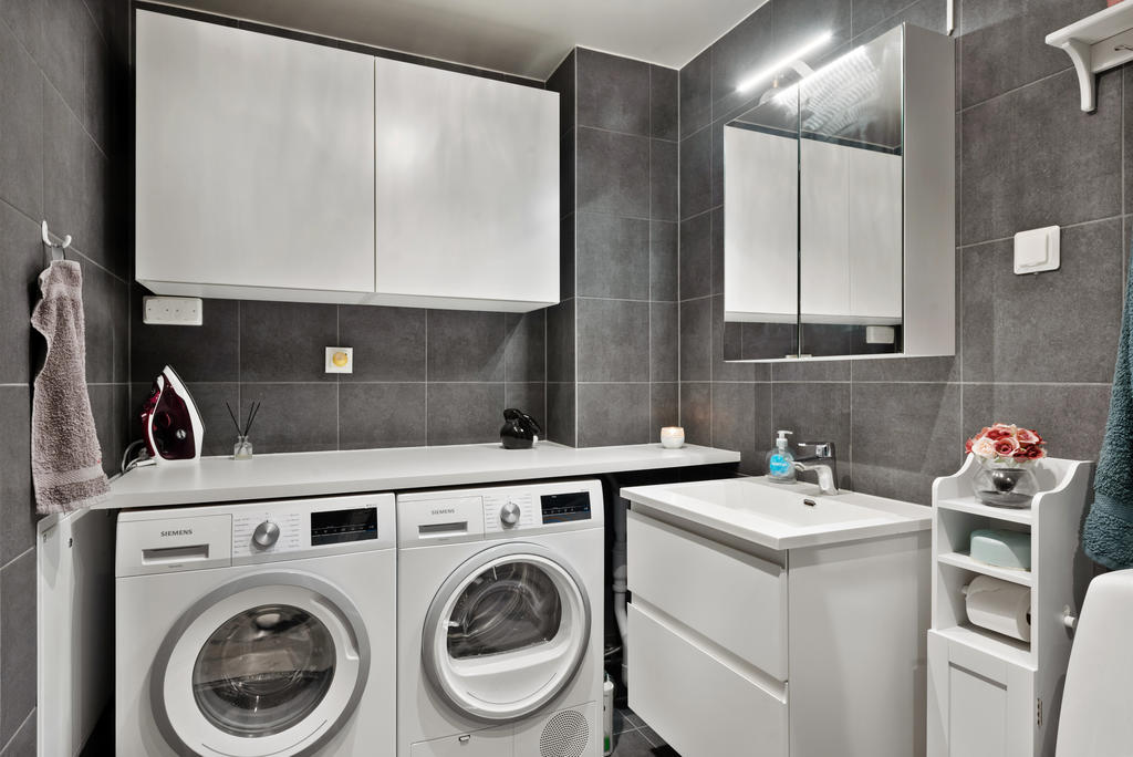 Tvättstugedel duschrum 