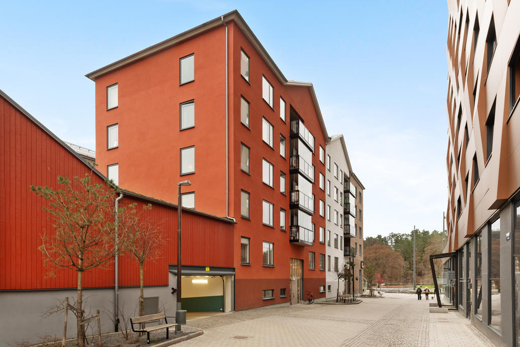 Exteriör entrésida Sjöfartsgatan 