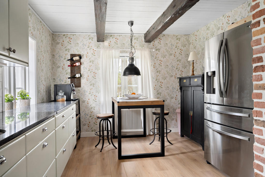 Matplats i samband med köket