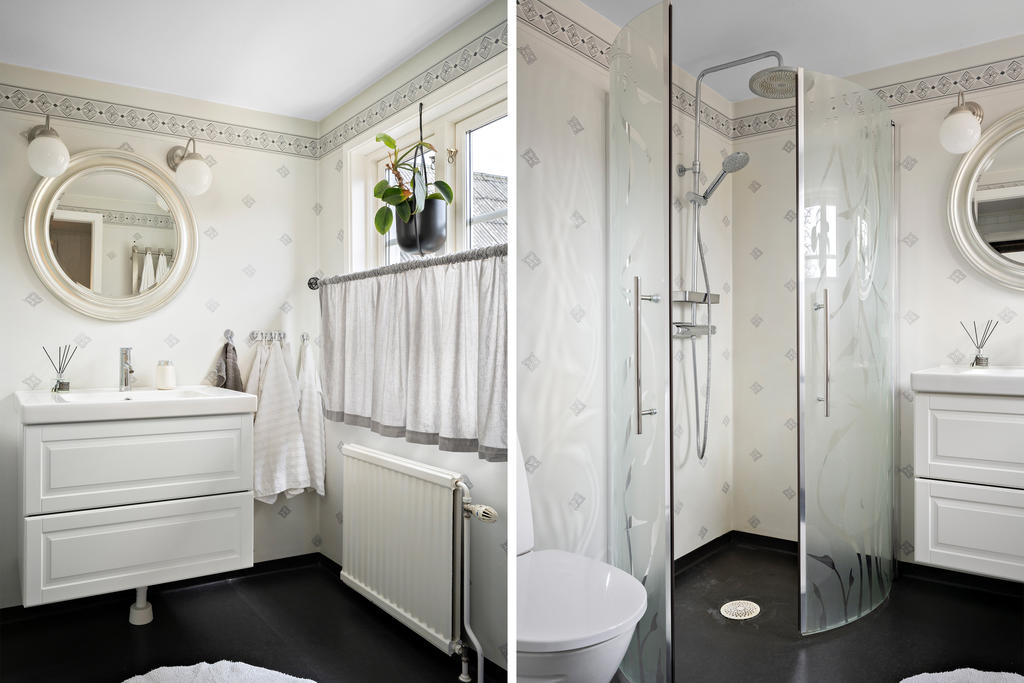 Badrum med våtrumsmatta på golv och väggar