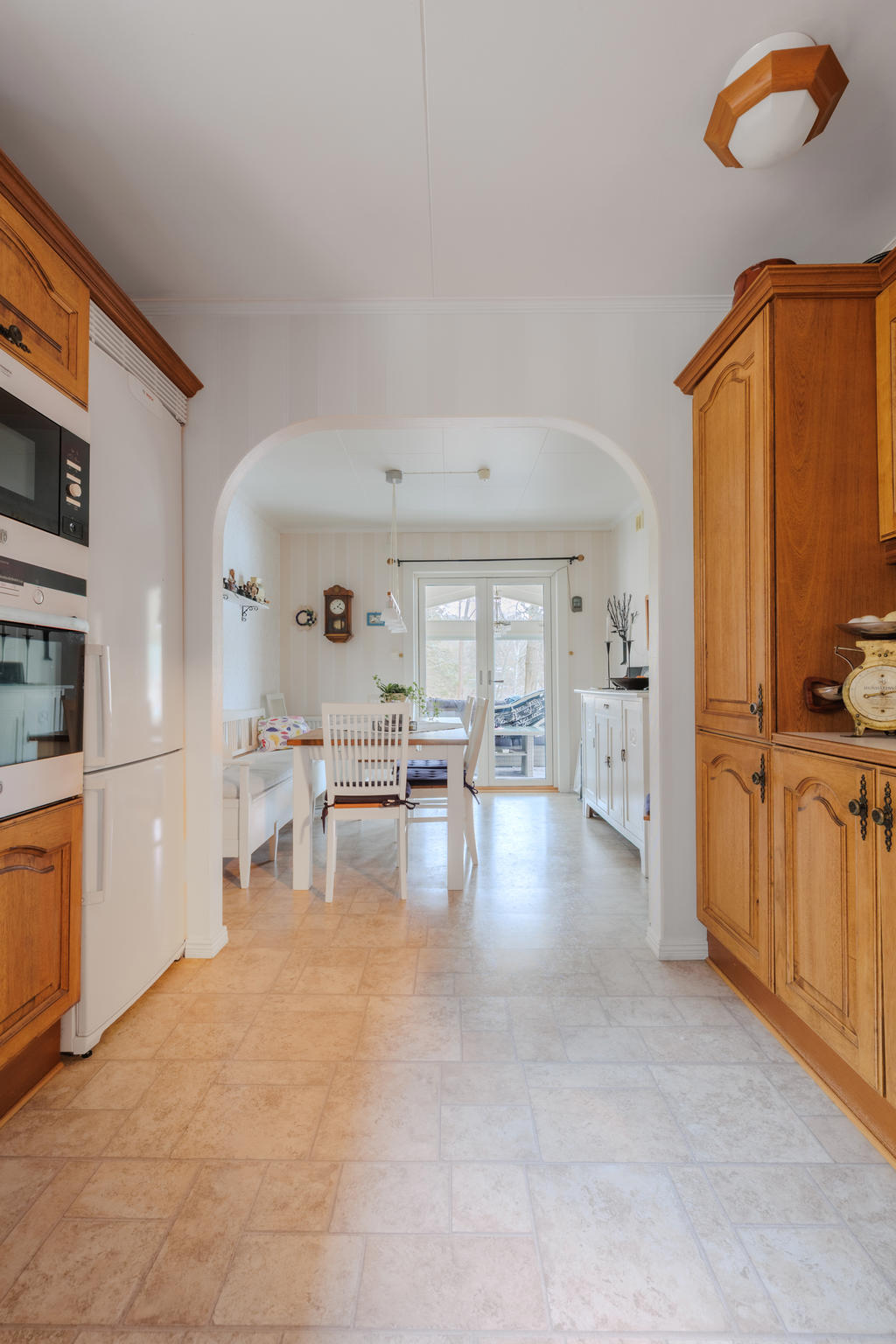 Kök med tillhörande matrum 