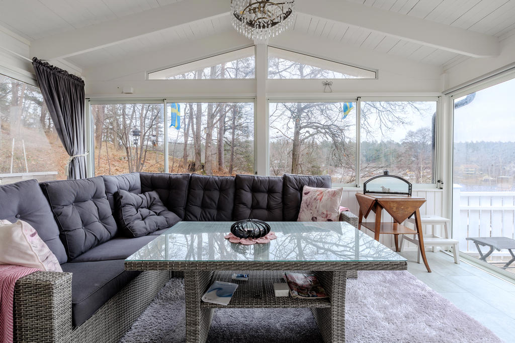 Inglasat uterum byggt 2021 - en underbar plats att njuta av utsikten stora delar av året