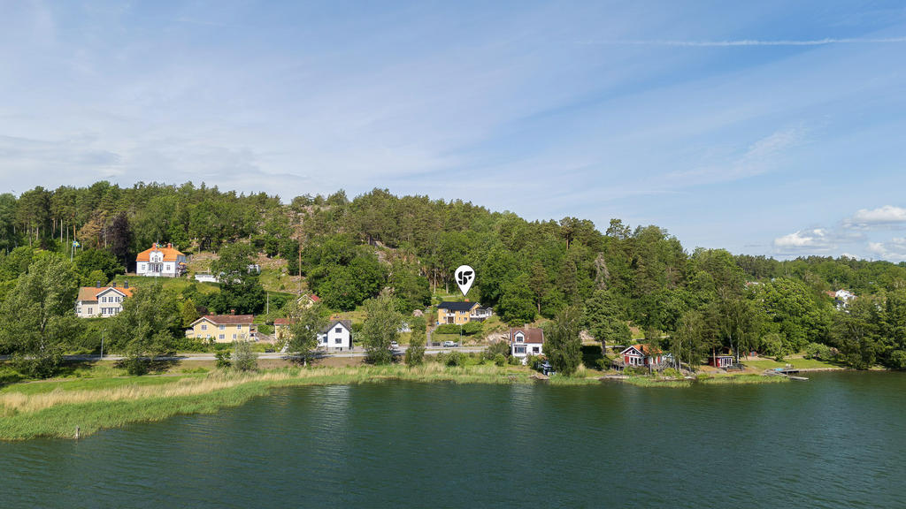 Souterrängvilla med fantastik vy över Gamlebyviken!