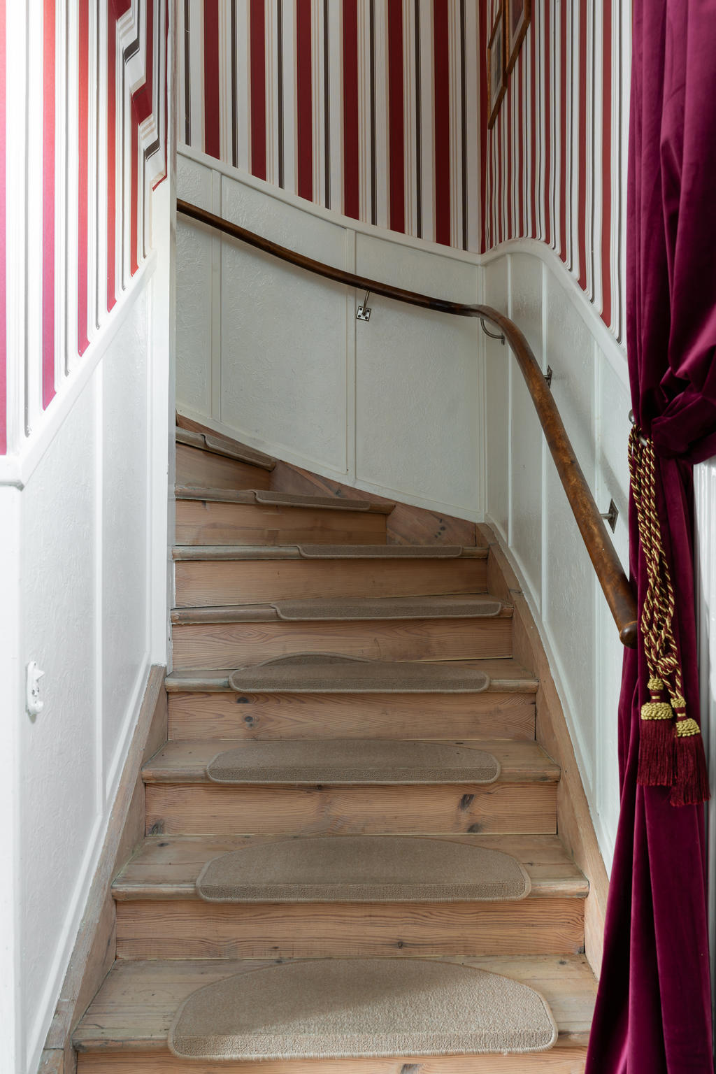 Trapp till övervåning