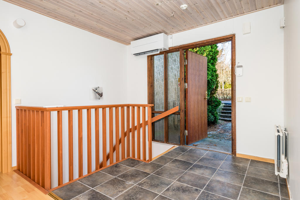 Entréhall - Välkommen in!