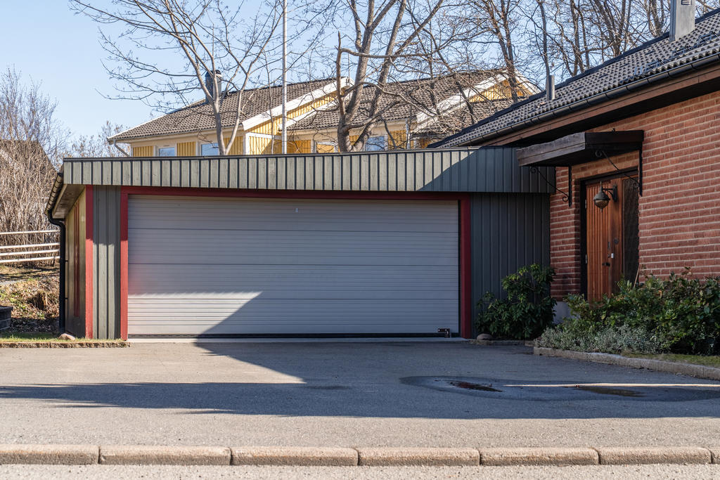 Stort garage