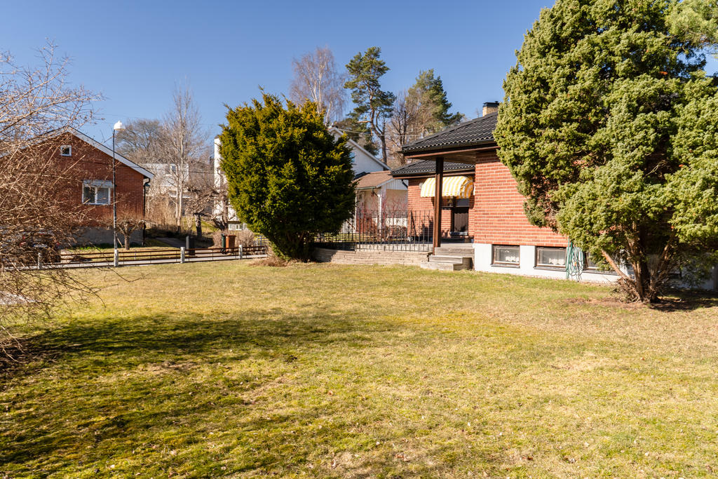 Plan lekvänlig tomt