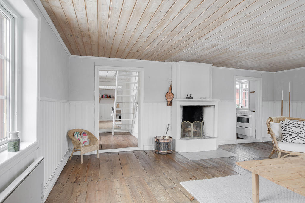 Öppen spis i vardgsrum