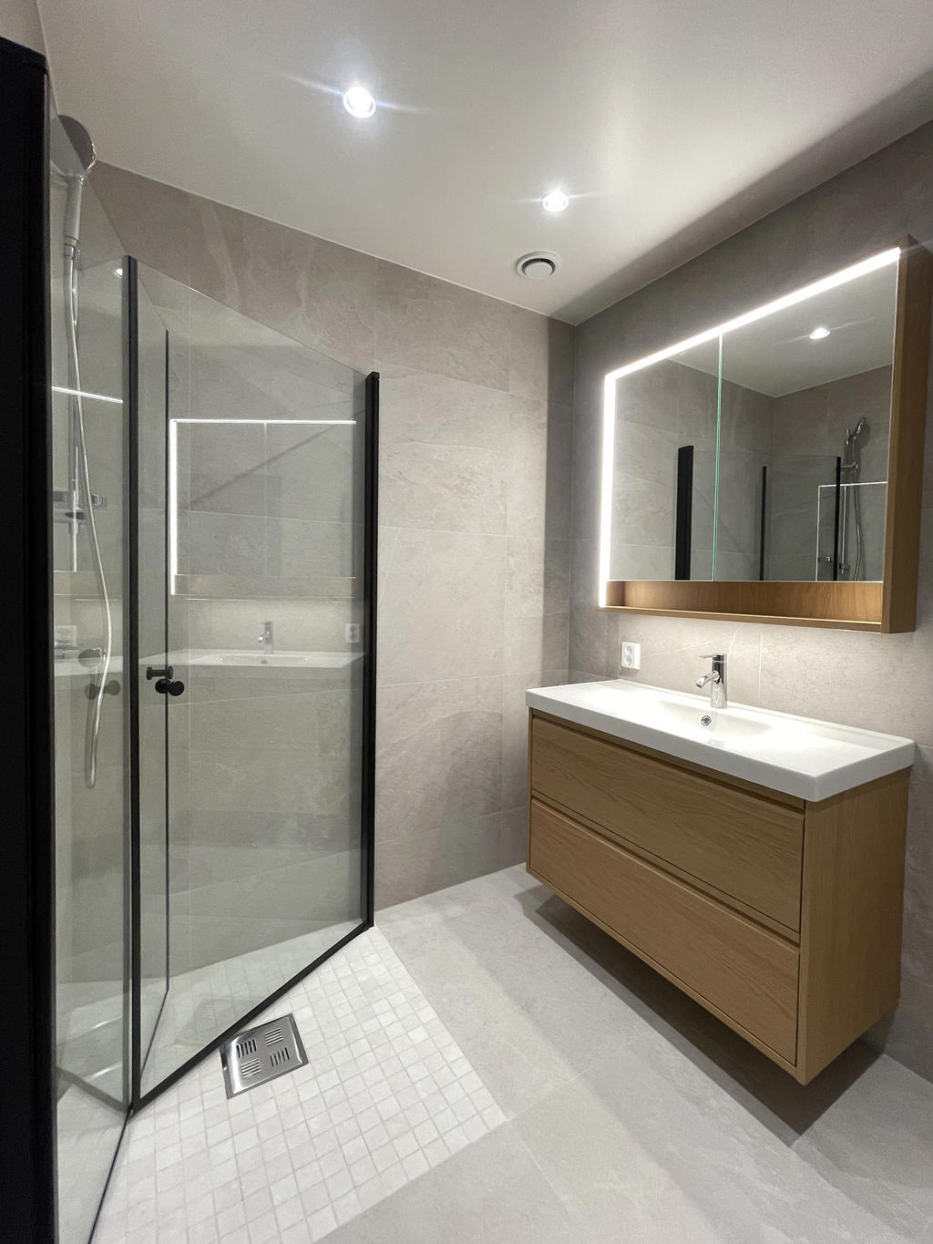 Badrum interiör. Exempelbild från redan uppförda hus. 