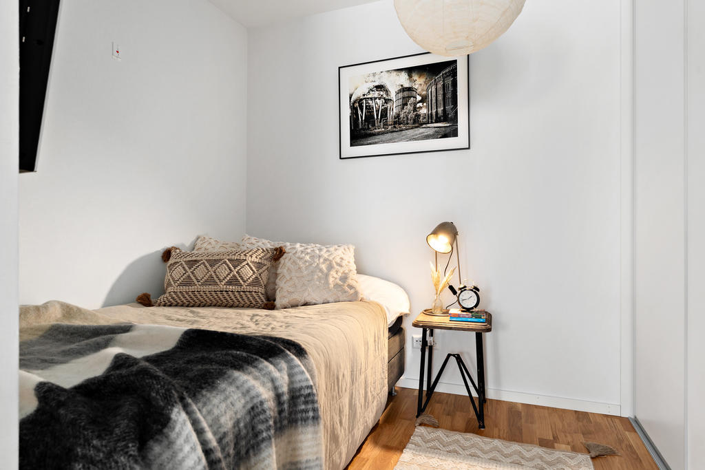 Sovalkov med garderob