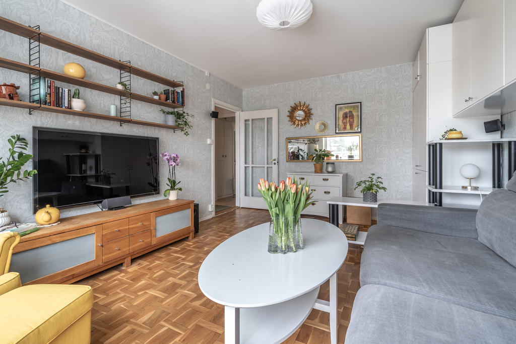 Vardagsrummet, mot hallen