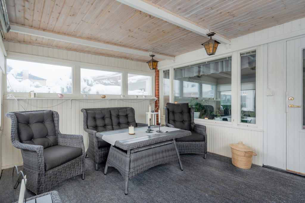 Inglasat uterum med infravärme  .