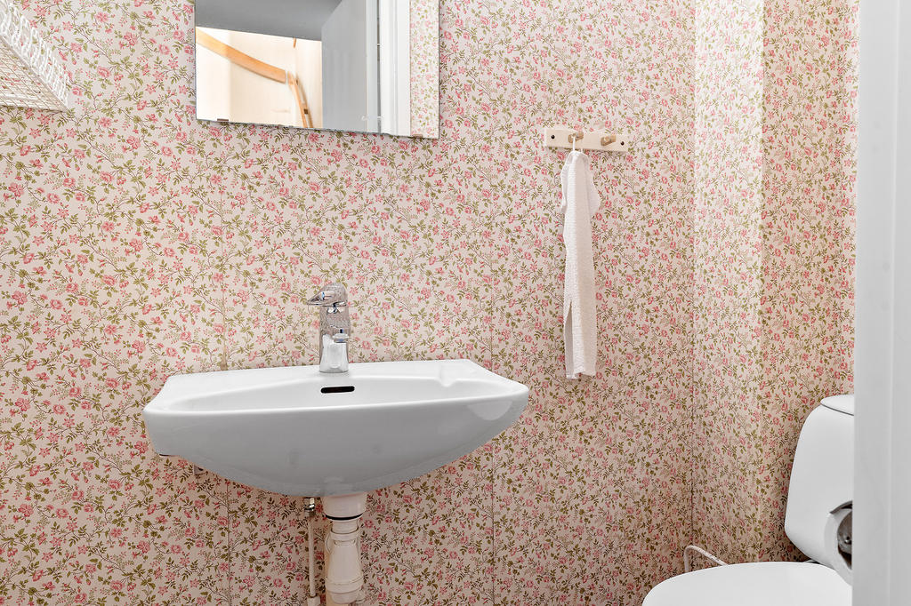 Gäst-wc, entréplan