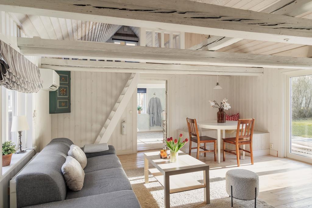 Fint ljusinsläpp i vardagsrummet