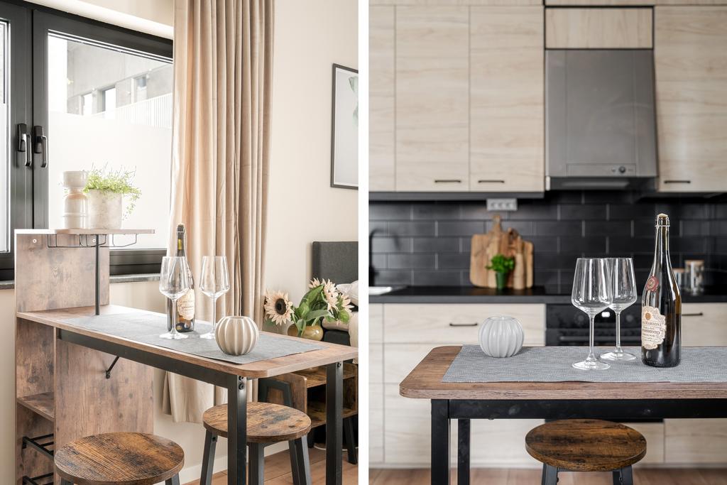 Plats för matgrupp vid fönstret