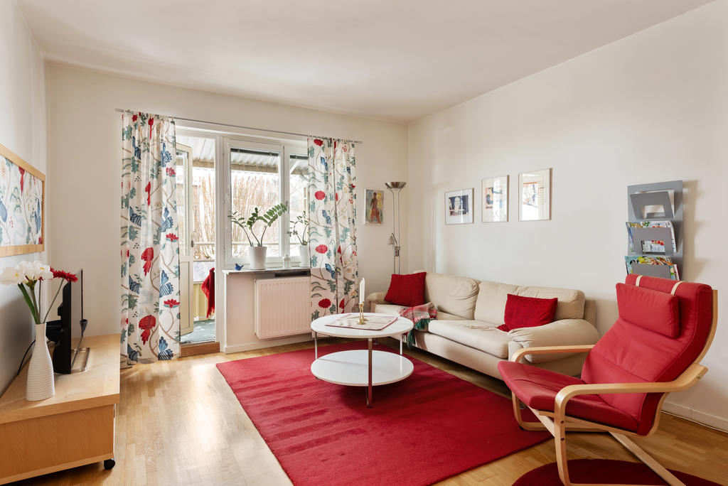 Vardagsrum med gott om plats