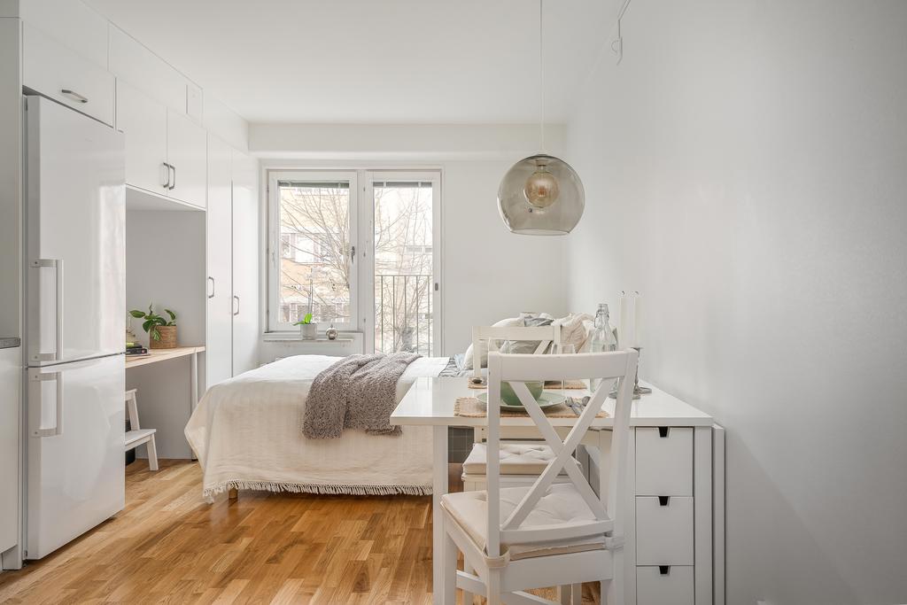 Öppet och ljust med fransk balkong 