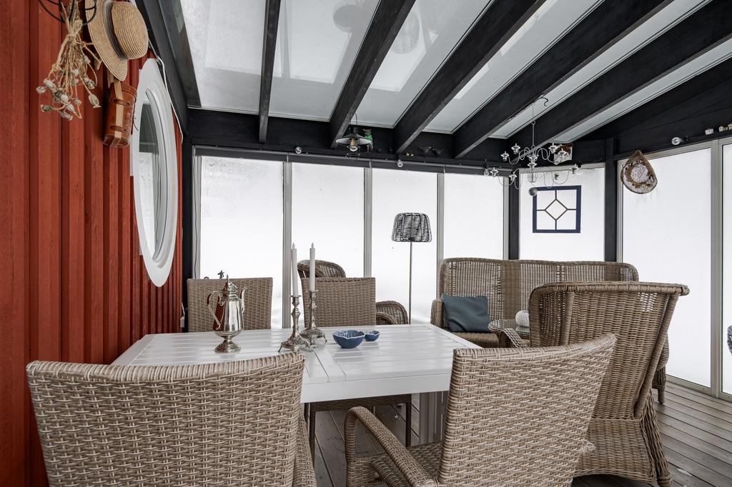 Vy inifrån uterummet. 