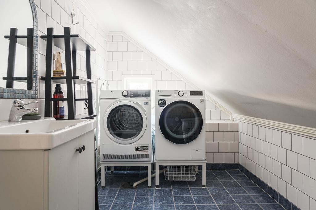 Toalett/tvätt övre plan