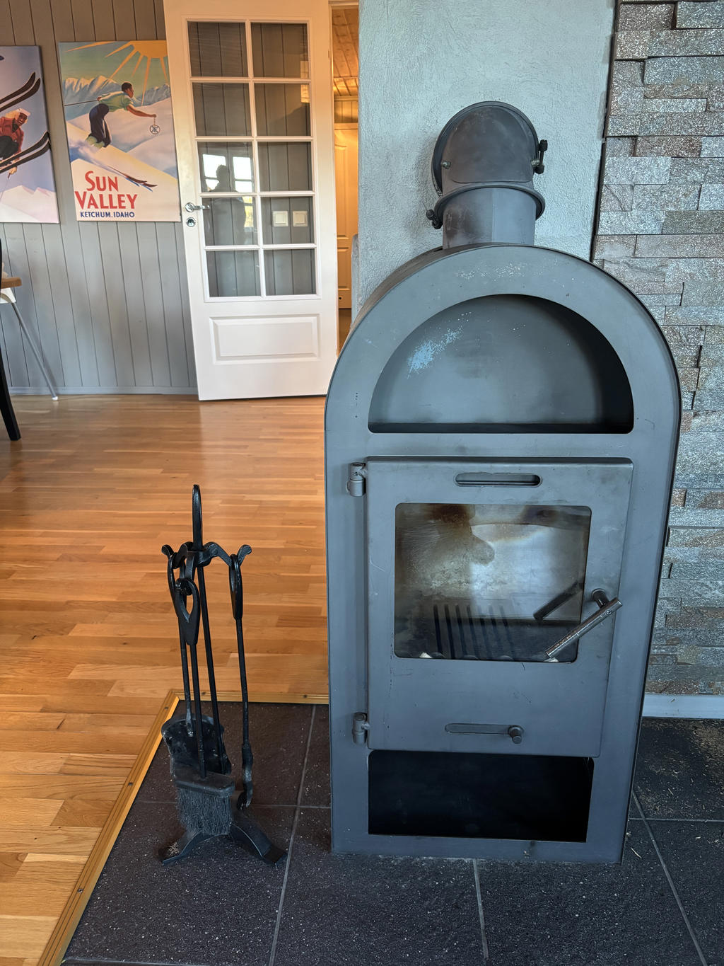 Braskamin, entréplan