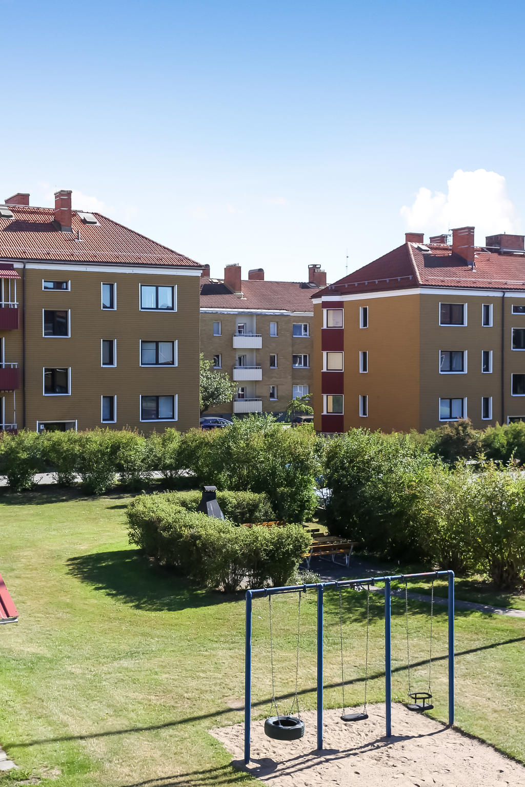 Lekplats på gården