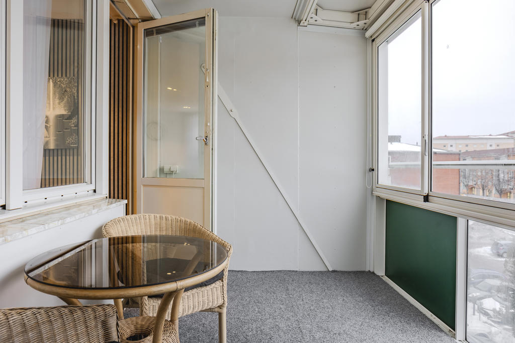 Balkong i soligt västerläge!