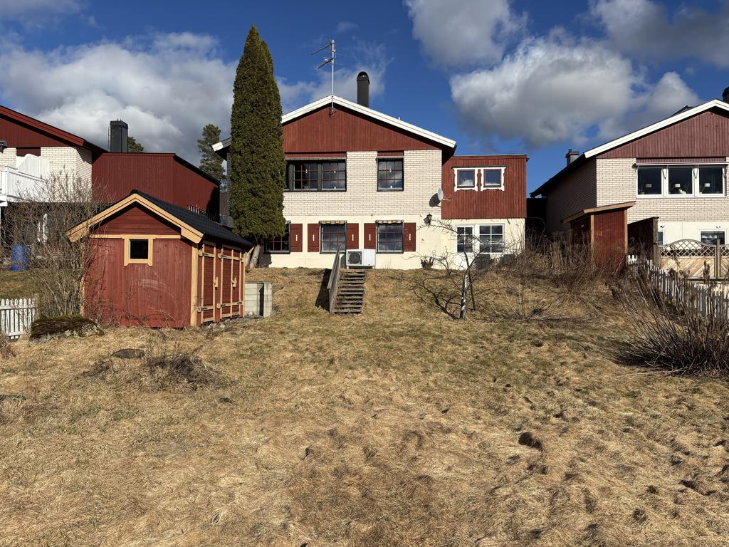 Välkommen till Snickarns Väg 3!