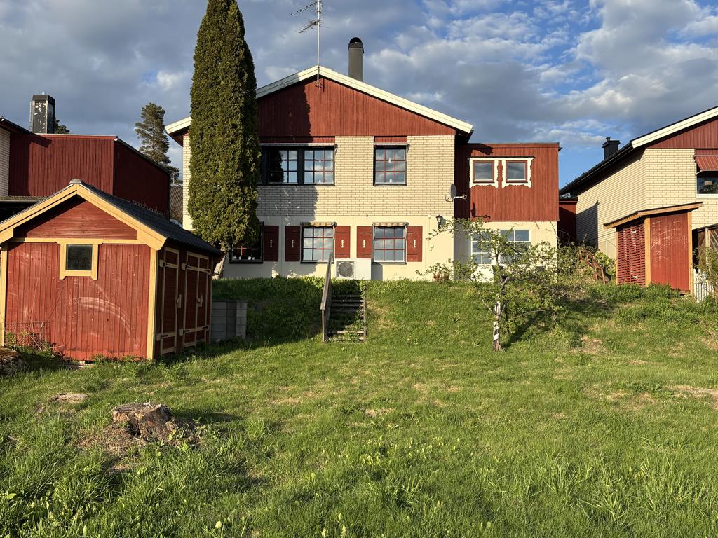 Välkommen till Snickarns Väg 3!