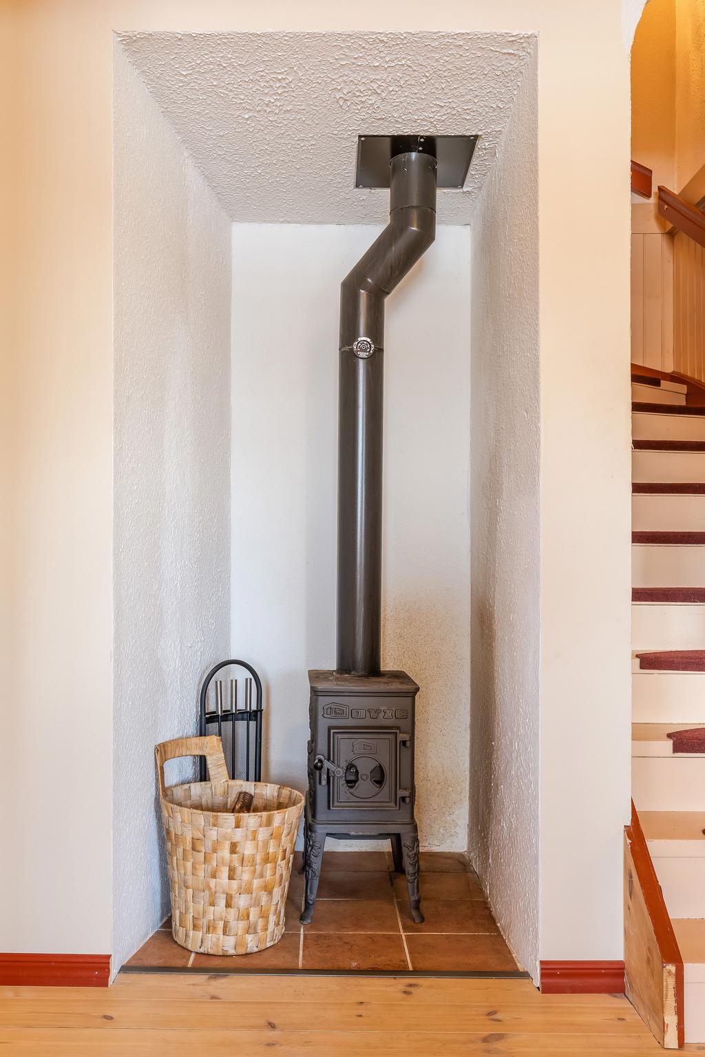 Kamin i hall
