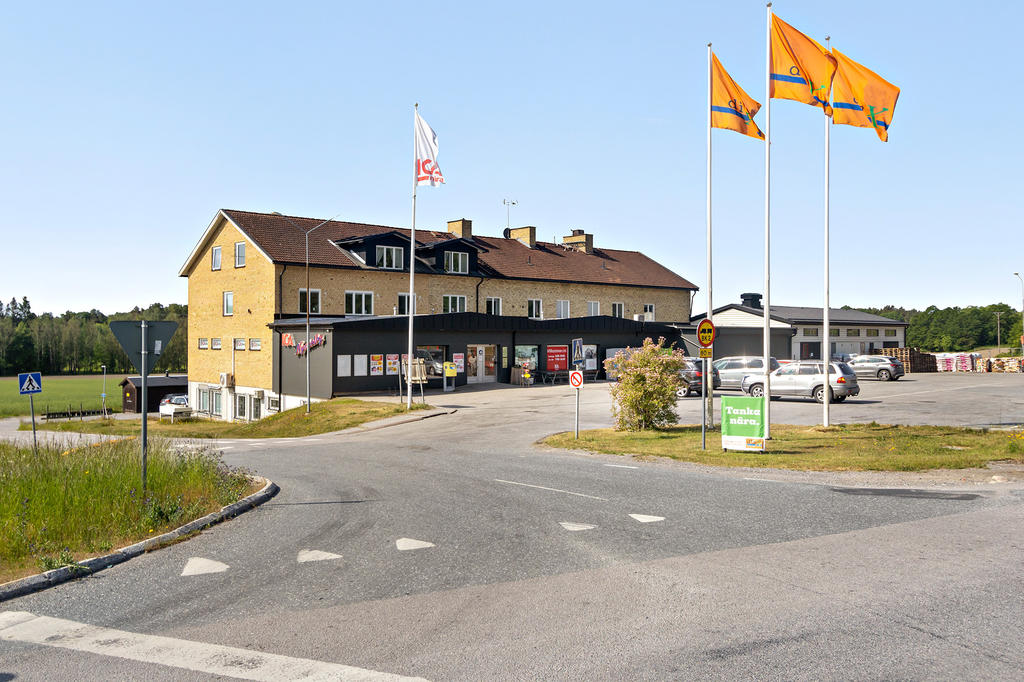 Närliggande butik i Nyckelby