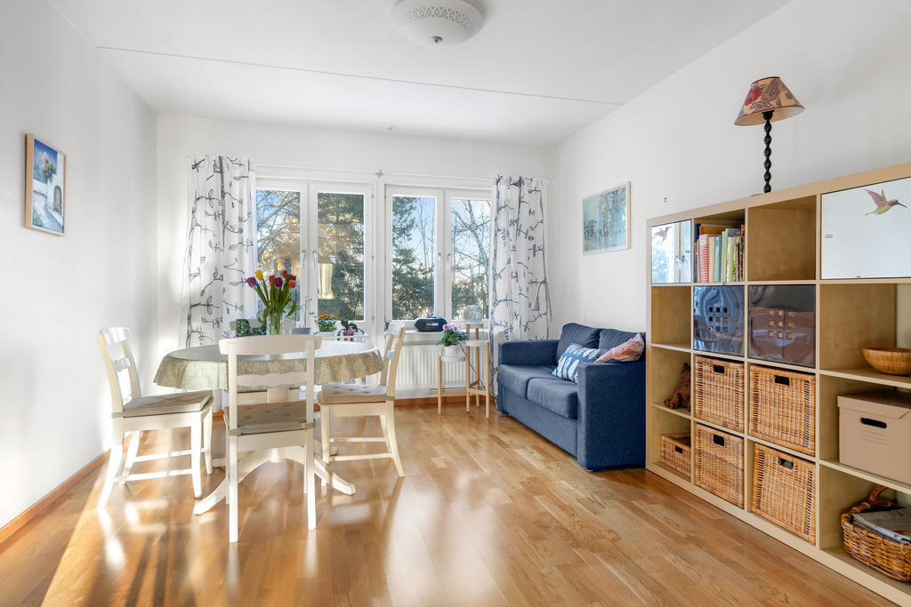 Matplats/allrum som kan göras om till ett sovrum