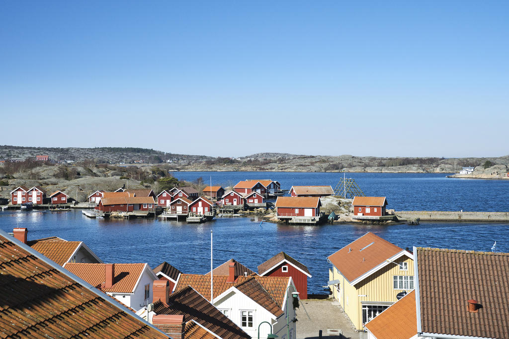 Fiskeholmen syns tydligt med Vadbocken